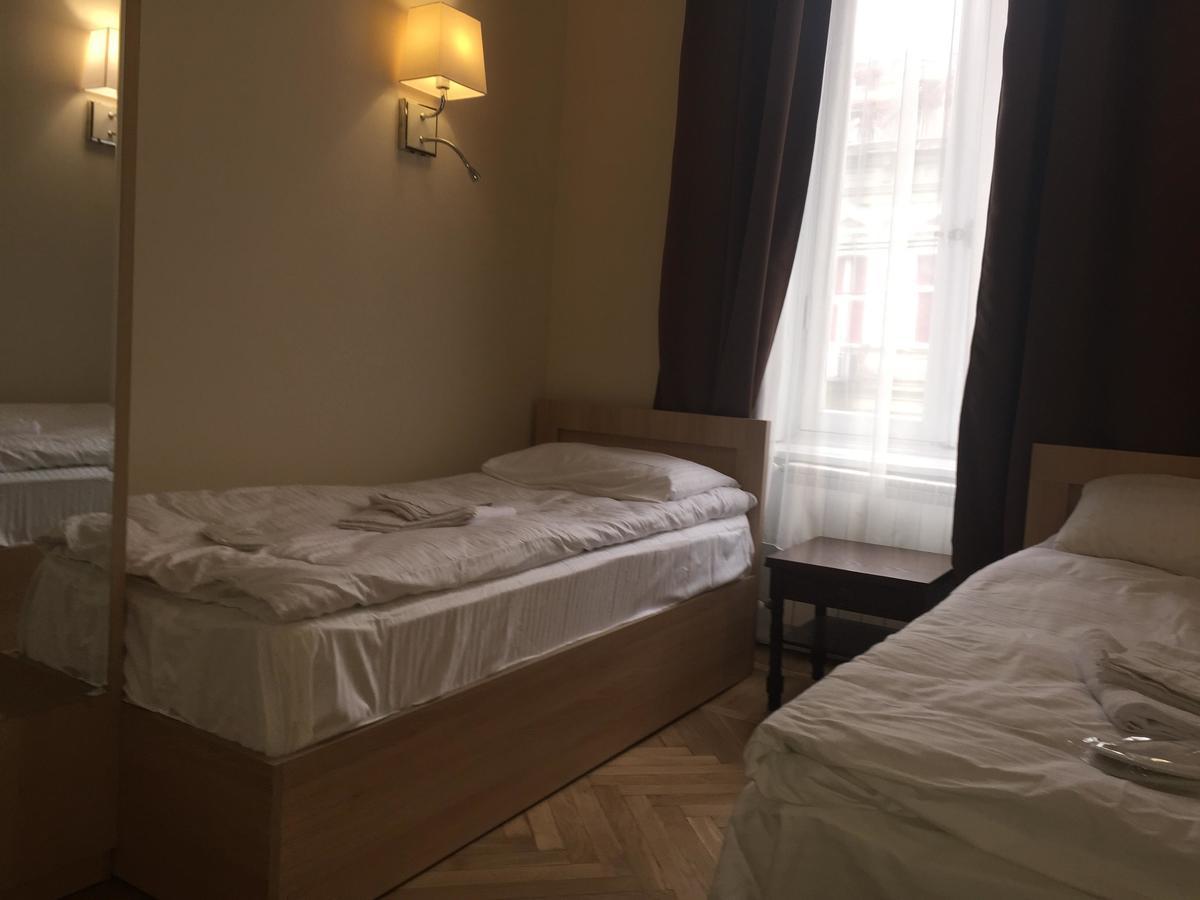 Hotel Nice Tbilisi Exteriör bild