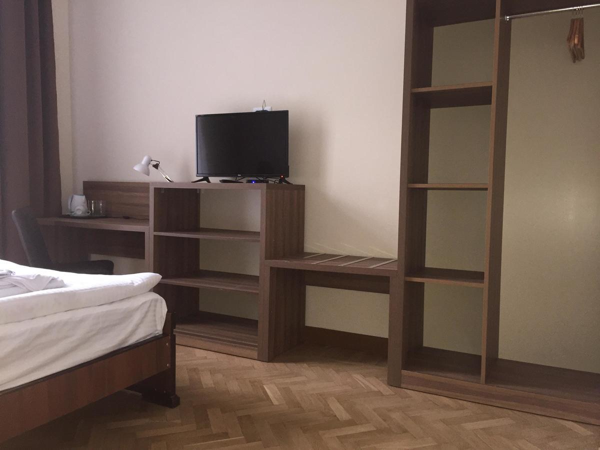 Hotel Nice Tbilisi Exteriör bild